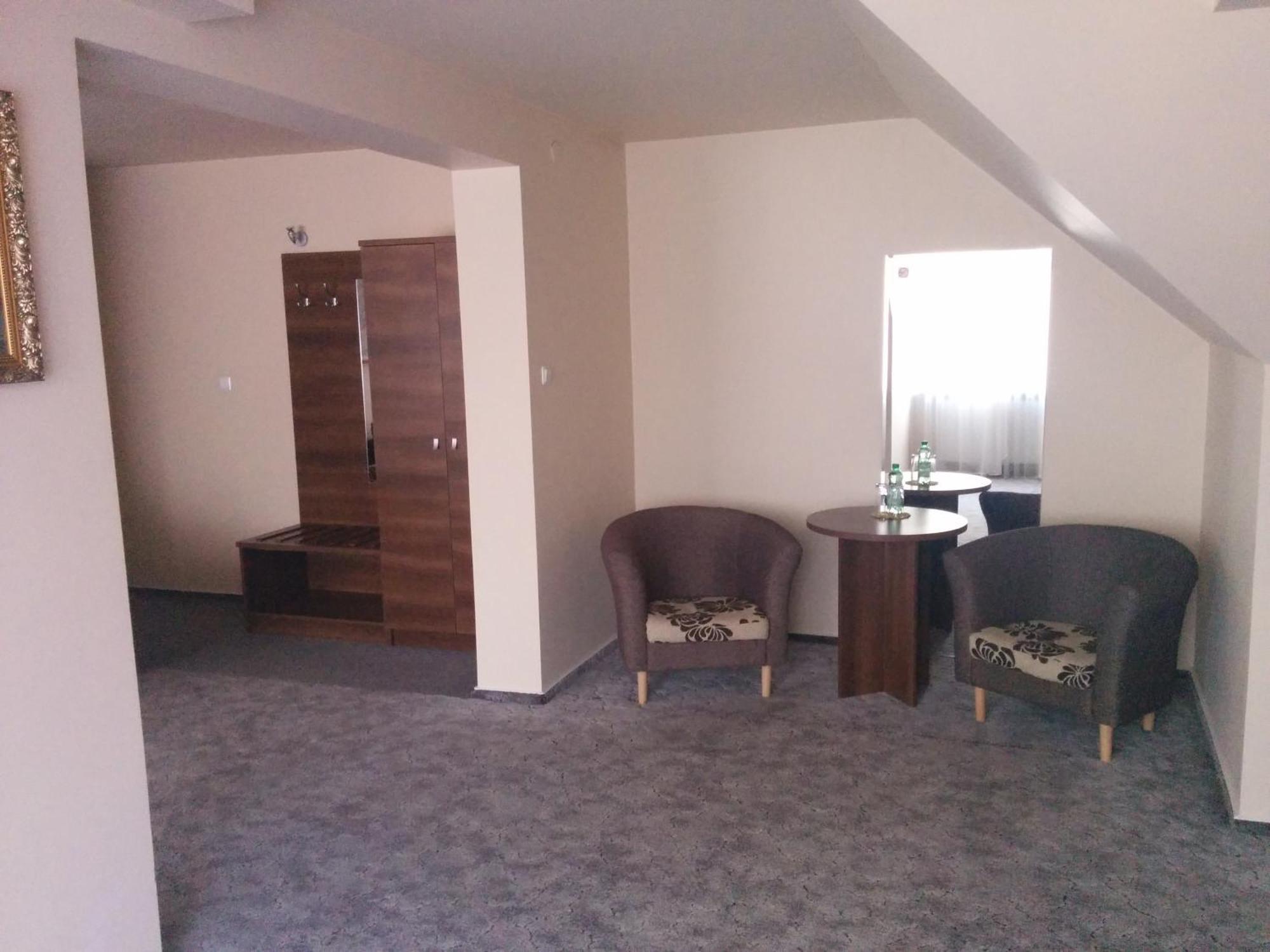 Pensjonat Nad Jeziorem Hotel Mysliborz Bilik gambar