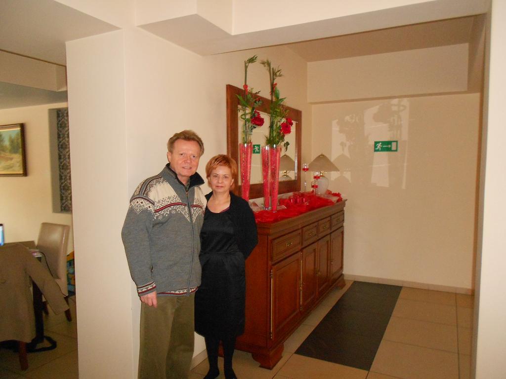Pensjonat Nad Jeziorem Hotel Mysliborz Luaran gambar